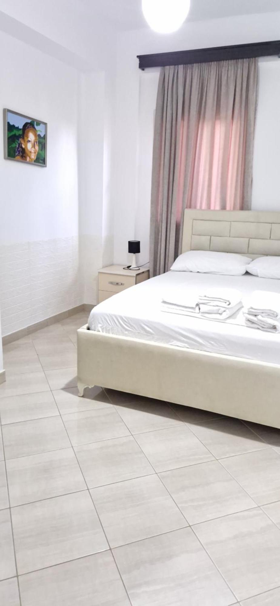 Sala Apartment's *